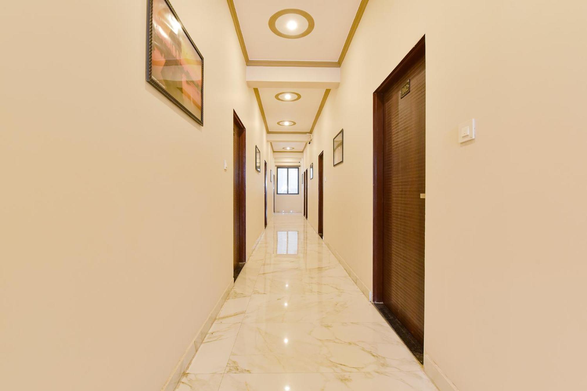 Fabhotel Lavish Palace ชัยปุระ ภายนอก รูปภาพ