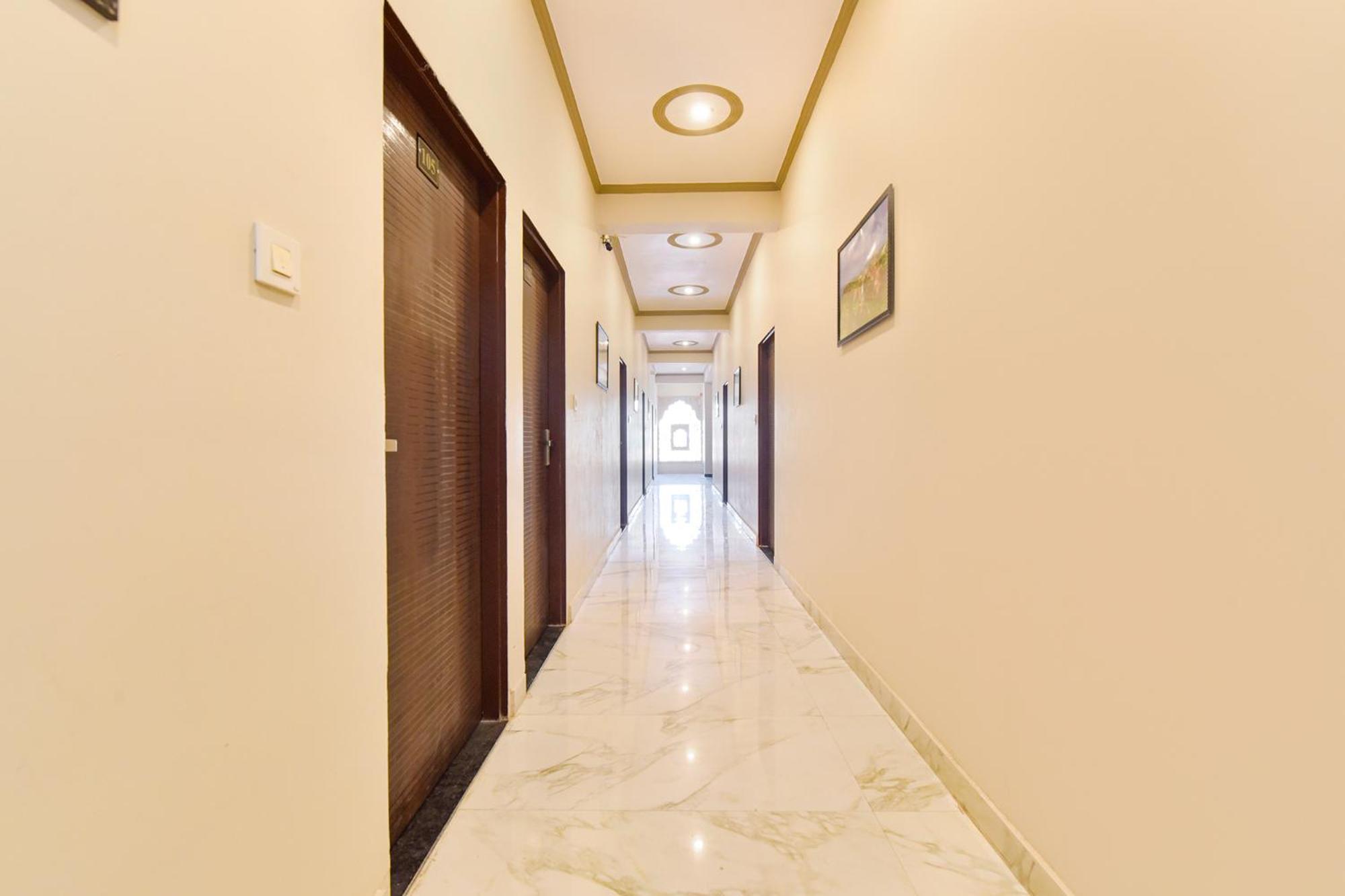 Fabhotel Lavish Palace ชัยปุระ ภายนอก รูปภาพ